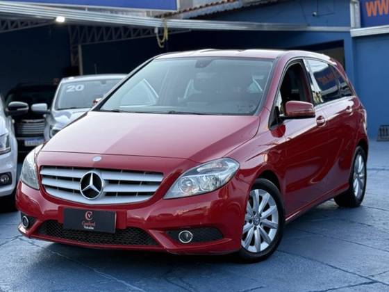 MERCEDES-BENZ B 200 1.6 TURBO GASOLINA 4P AUTOMÁTICO